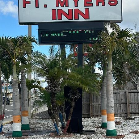 Fort Myers Inn Екстериор снимка