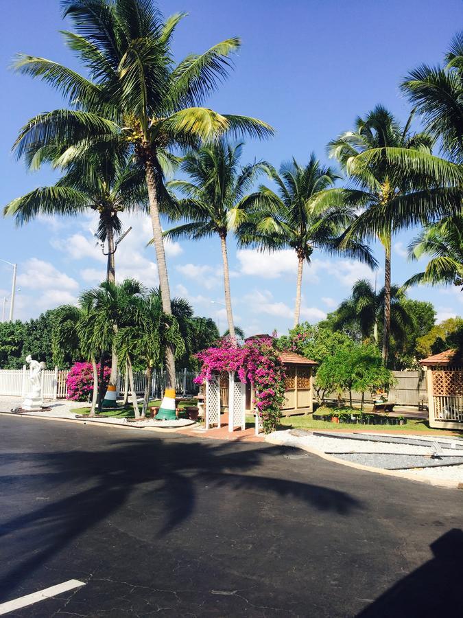 Fort Myers Inn Екстериор снимка