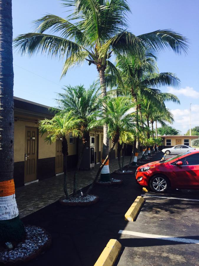 Fort Myers Inn Екстериор снимка